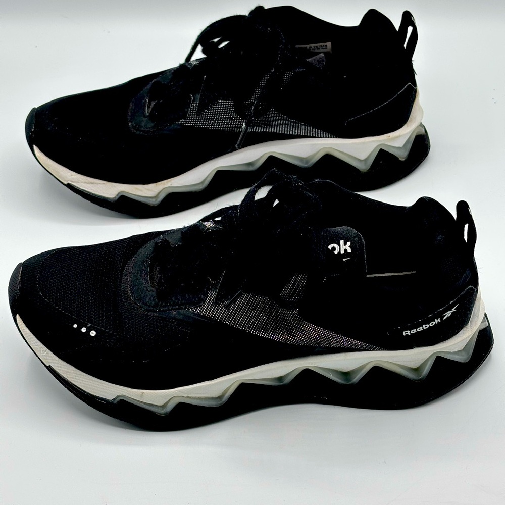 Reebok Womens Black 8 1/2 running shoes. - Picture 2 of 8